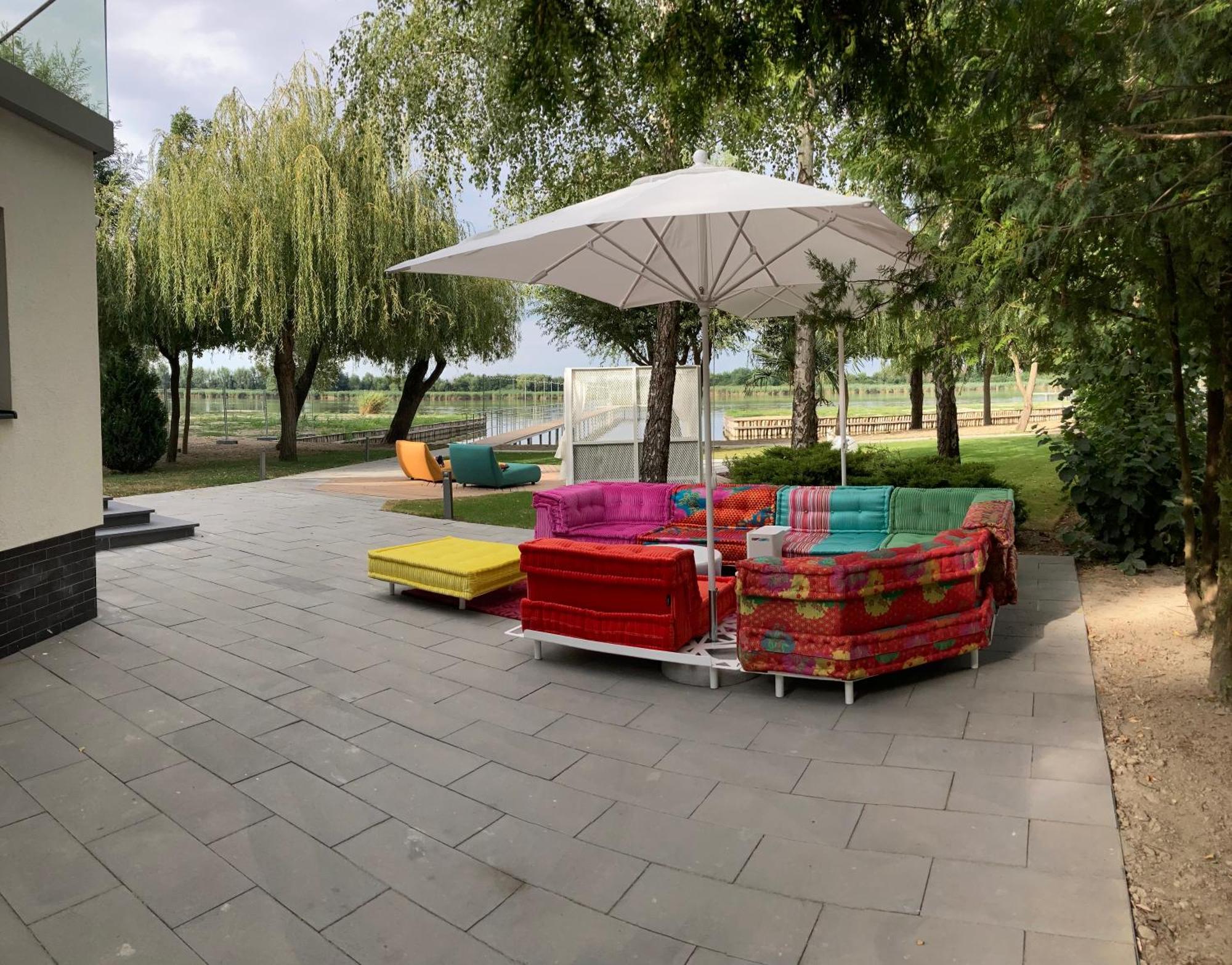 Donautica Hotel&Restaurant Fadd-Dombori Esterno foto
